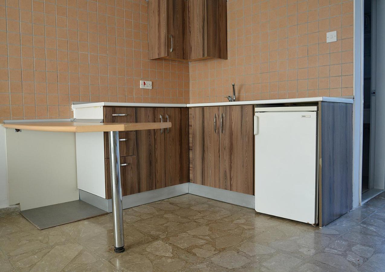 קיירניה Club Lapethos Bungalow מראה חיצוני תמונה